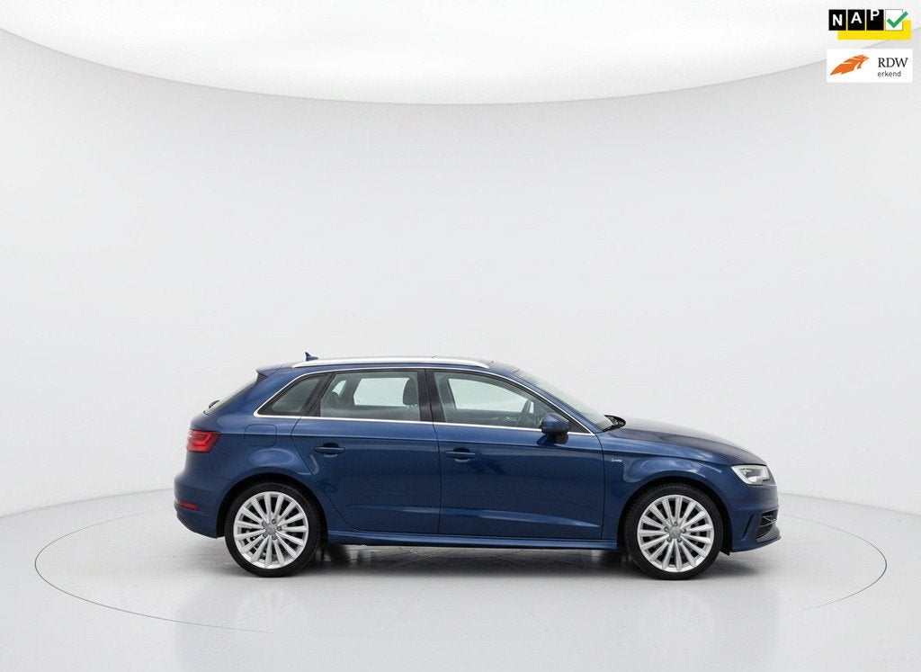Audi A3 Sportback 1.4 e-tron PHEV Ambition Pro Line plus PAN, Auto's, Audi, 8 kWh, Gebruikt, Euro 6, 4 cilinders