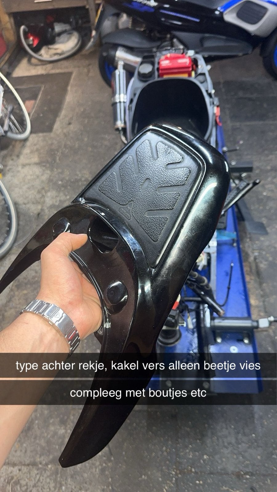 zip type/ fastrider / 98 achtervleugel, Motoren, Ophalen of Verzenden