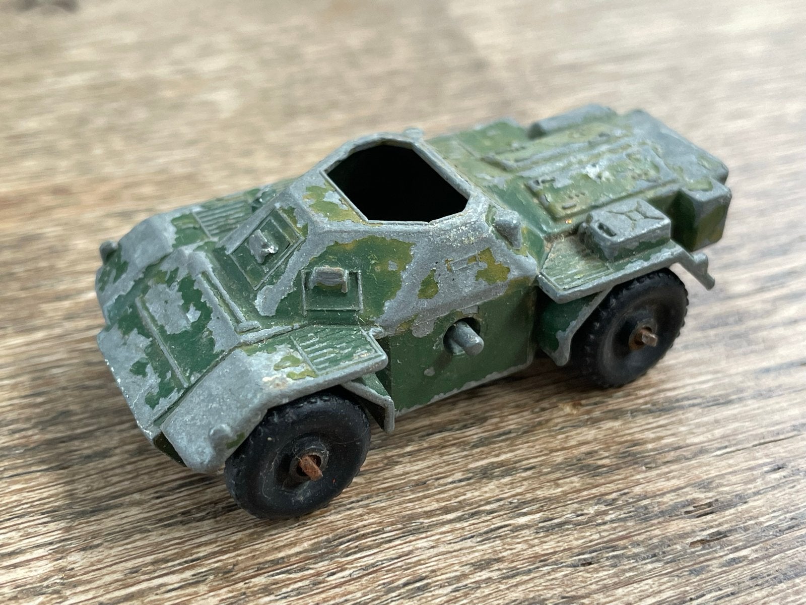Vintage Matchbox Saracen Armoured Car (Gebruikt), Ophalen of Verzenden, Gebruikt