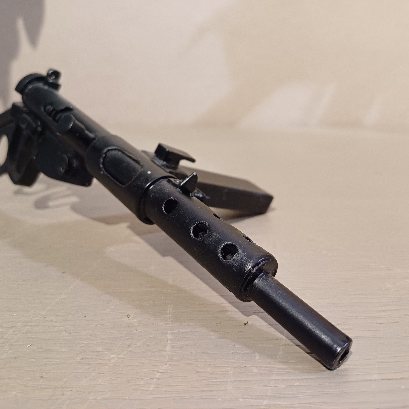STEN GUN SCHAAL 1:14, Ophalen of Verzenden, Landmacht, Nederland, Miniatuur of Beeldje