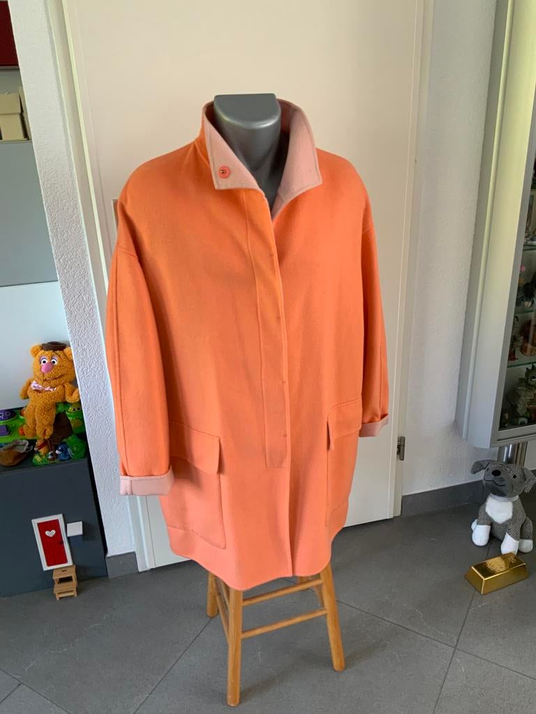 Mooie aan twee kanten draagbare damesjas Strenesse.Maat 42., Ophalen of Verzenden, Zo goed als nieuw, Maat 42/44 (L), Oranje