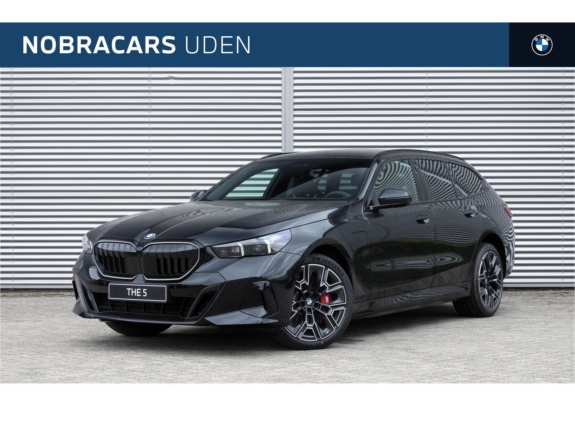 BMW 5 Serie Touring 550e xDrive M Sport Automaat / Trekhaak
