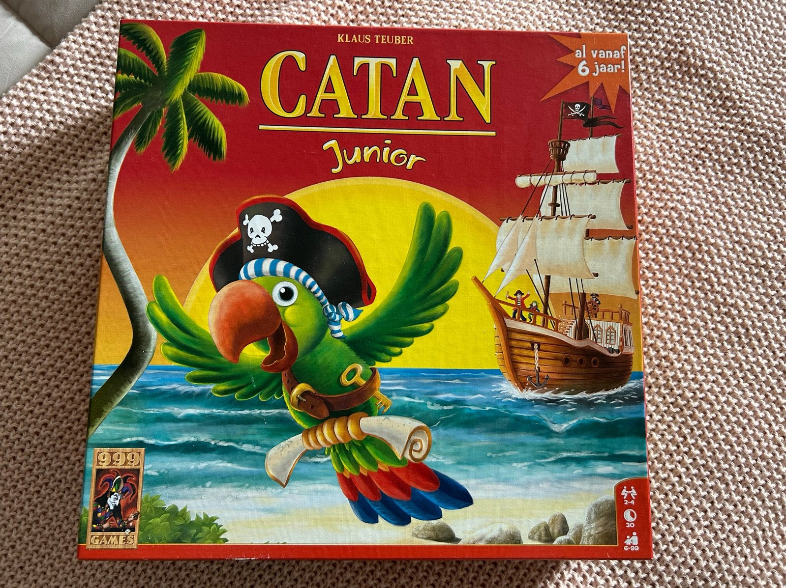 Kolonisten van Catan Junior, Drie of vier spelers, Ophalen, Zo goed als nieuw