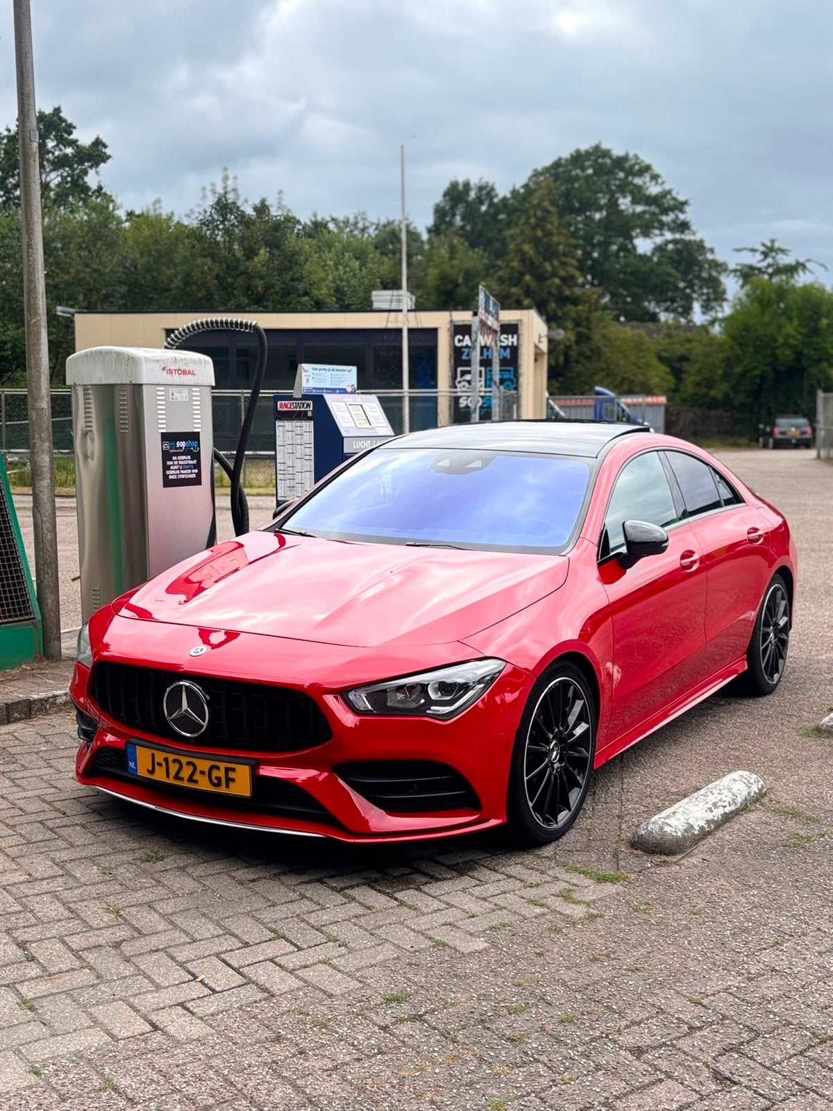 Mercedes-Benz CLA 180 136pk 7G-DCT 2019 Rood, CLA, 136 pk, Zwart, 4 cilinders