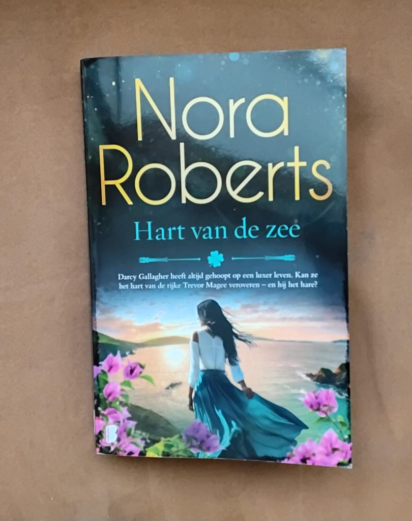 Boek: hart van de zee van Nora Roberts, Boeken, Nora Roberts, Amerika, Ophalen, Gelezen