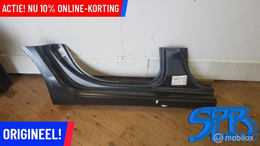 A6 RS6 4F Avant Rechts Dorpel B-Stijl Achter Midden Snijdeel