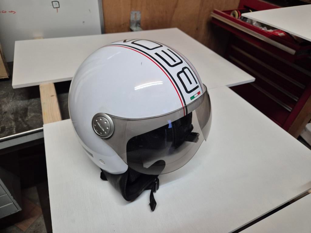 Beon Helm, Ophalen of Verzenden