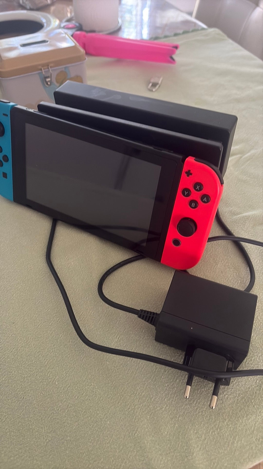 Nitento switch te koop, Spelcomputers en Games, Ophalen, Zo goed als nieuw, Met 2 controllers, Switch Original