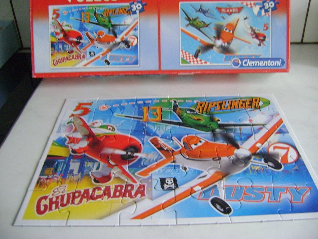 2 disney planes puzzels 4+ 2x 30 grote stukken zonder domino, Ophalen of Verzenden, 10 tot 50 stukjes, Zo goed als nieuw, 4 tot 6 jaar