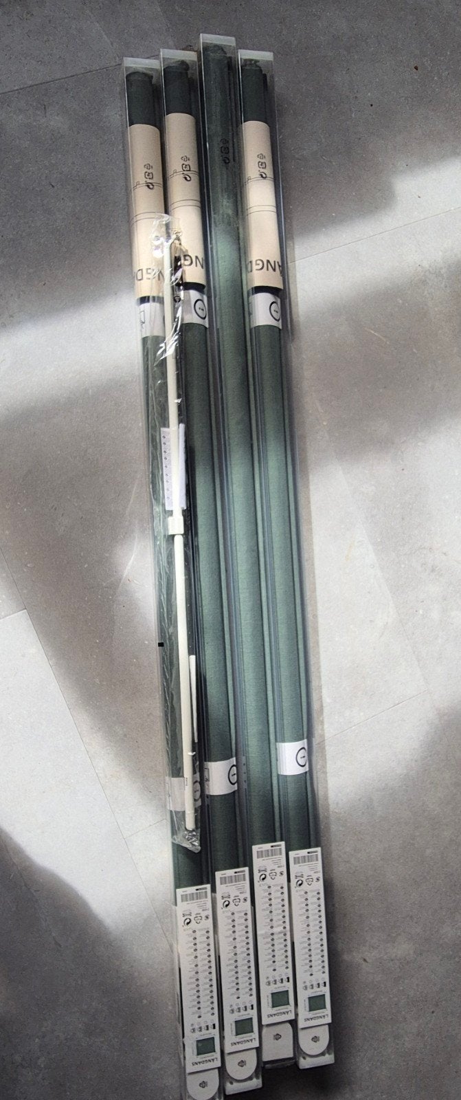 Nieuw IKEA LÅNGDANS rolgordijn (4 stuks) - 120x195 cm, Ophalen, Verduisterend, Groen, Nieuw