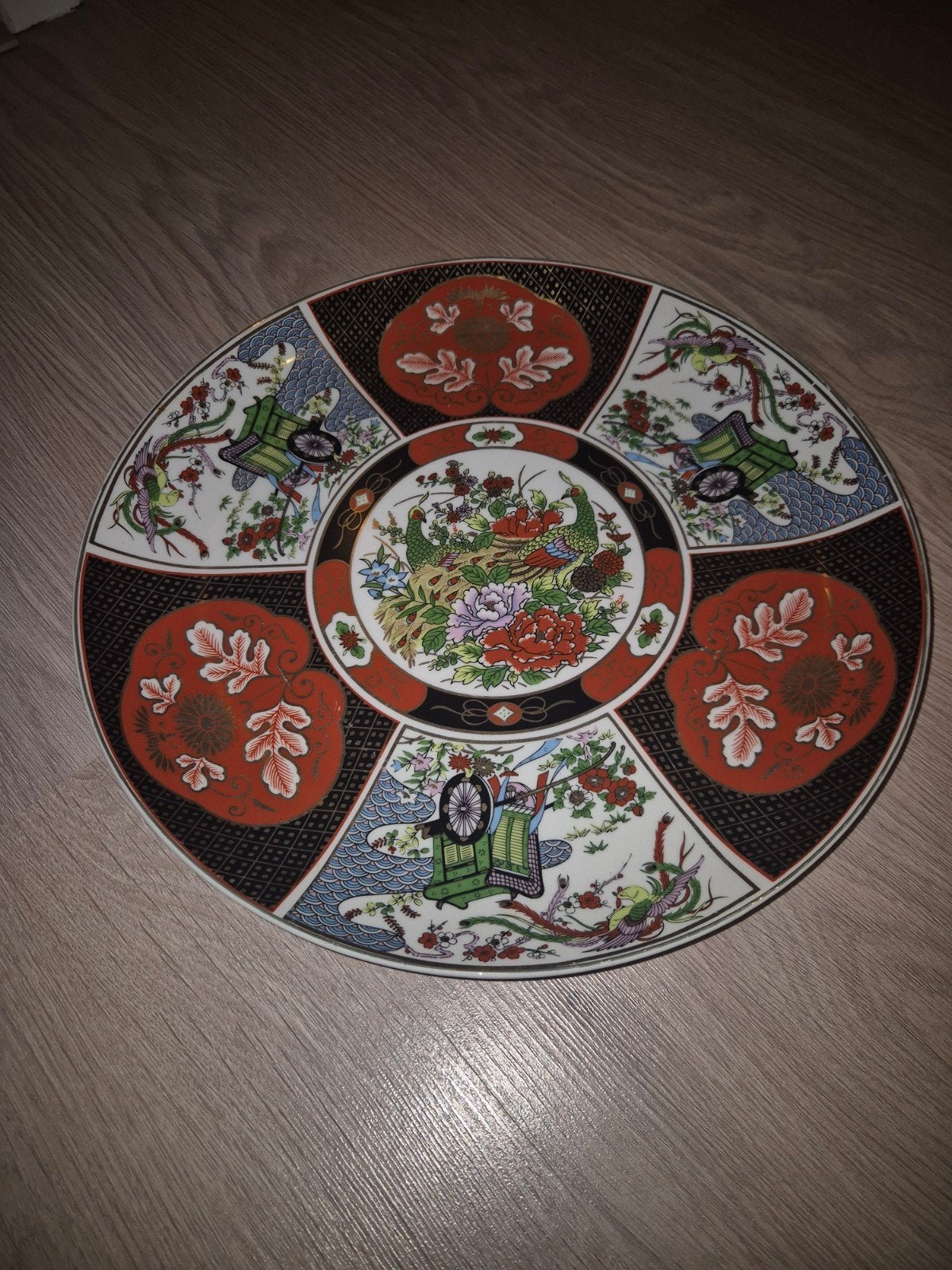 Vintage Chinees decoratief bord met pauwen en bloemen, Ophalen of Verzenden