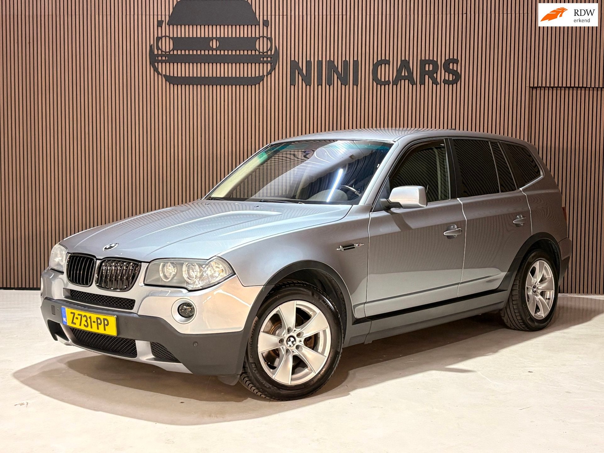 BMW X3 2.5si AUT Camera cruise comtrol stoelverwarming, Automaat, 1730 kg, Zwart, 2497 cc