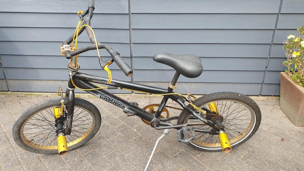 BMX montego voodoo zwart goud (update nodig), Ophalen, BMX, Staal, Voetsteunen