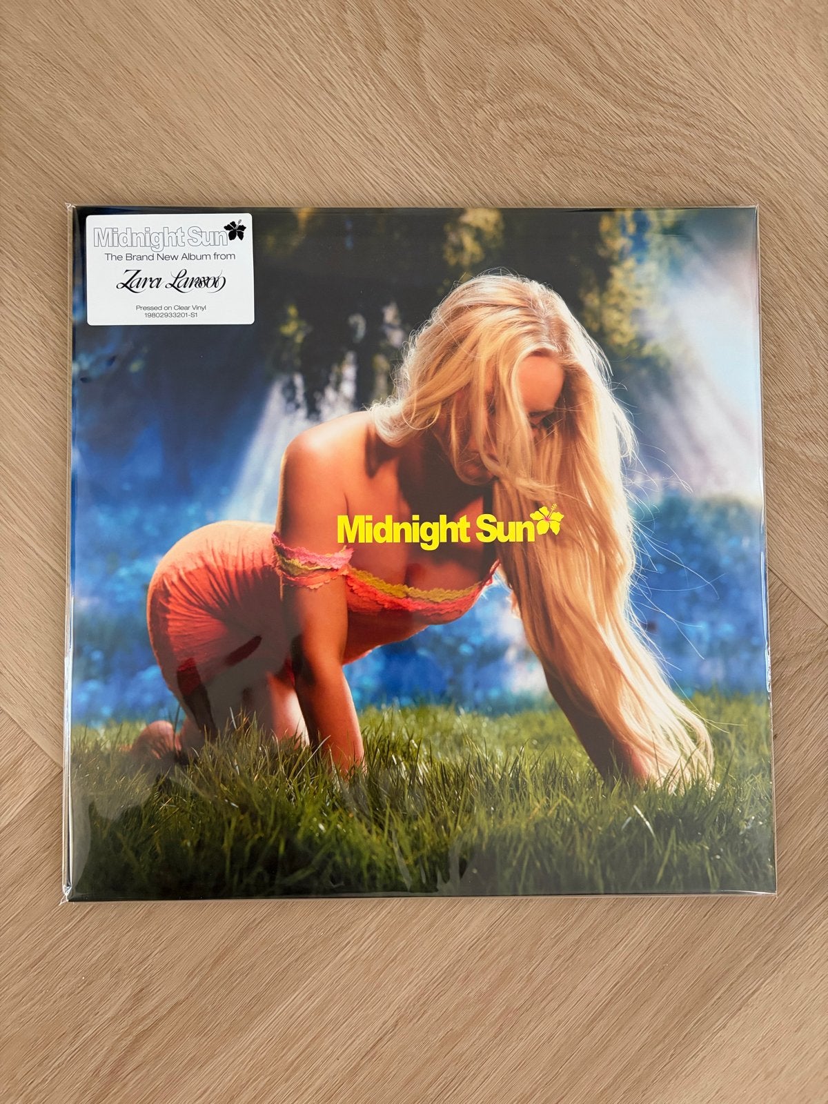 Zara Larsson - Midnight Sun op Clear Vinyl (Hype Sticker), Cd's en Dvd's, LP, Pop, Colored vinyl, Ophalen of Verzenden