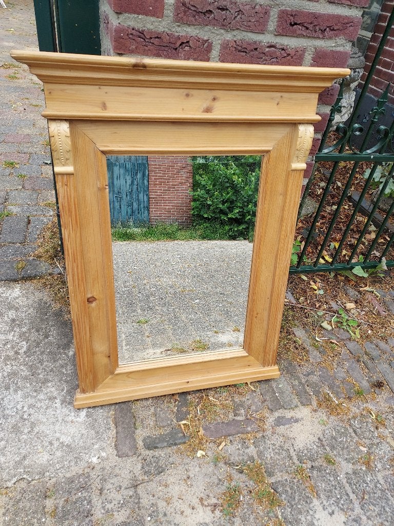 Antieke facet geslepen spiegel in grenenhouten lijst., Antiek en Kunst, Antiek | Spiegels, Ophalen, Rechthoekig, 50 tot 100 cm