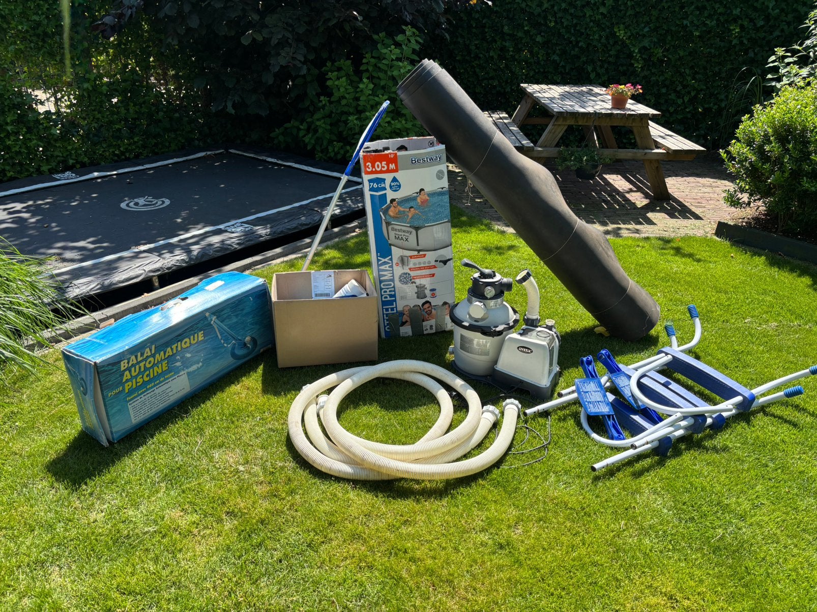 Zwembad met pomp en overige onderdelen, Ophalen, Minder dan 80 cm, Rond, 300 cm of meer