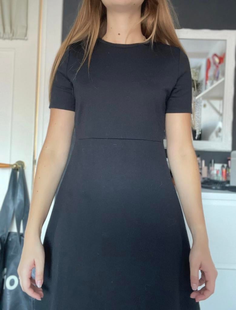 Zara basic zwart jurkje - Maat S, Kleding | Dames, Jurken, Ophalen of Verzenden, Zo goed als nieuw, Maat 36 (S), Zwart