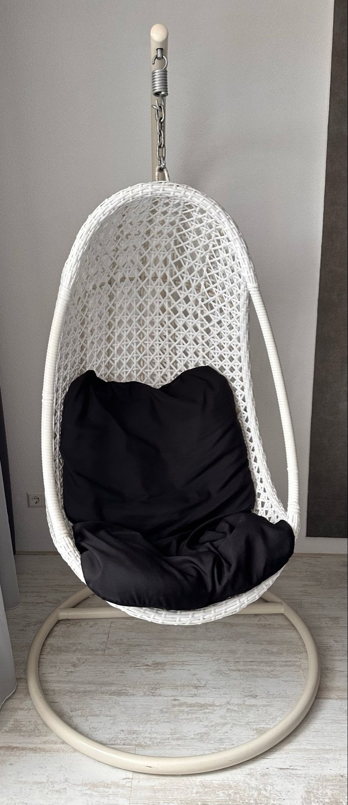 Witte hangstoel met standaard, 2.00m hoog, Ophalen, Kunststof, Wit, Zo goed als nieuw