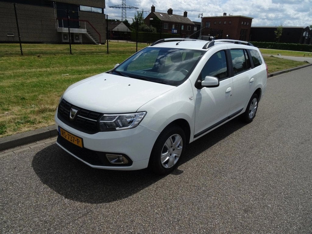 Dacia Logan MCV 0.9 TCe Bi-Fuel Laureate, Voorwielaandrijving, 898 cc, Gebruikt, Euro 6