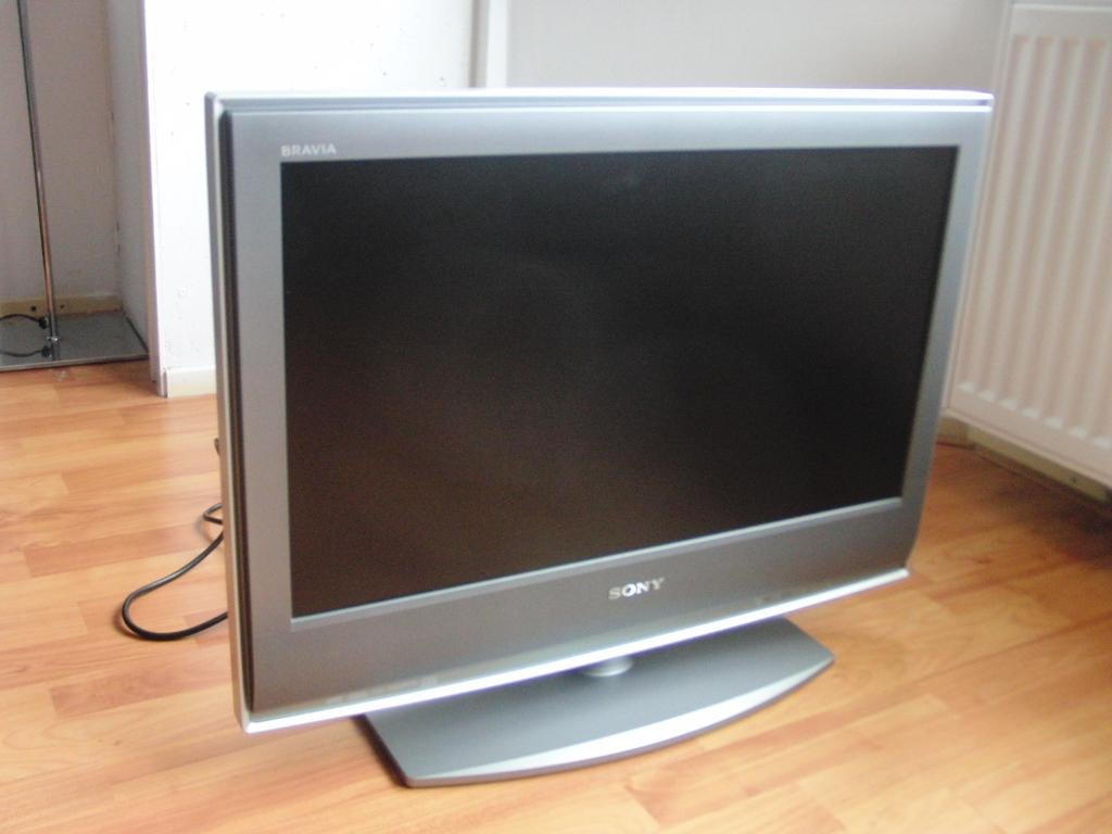 Sony Bravia KDL-26S2000 (ideaal voor retro gaming PS1 etc), Ophalen, Gebruikt, 50 Hz, Sony