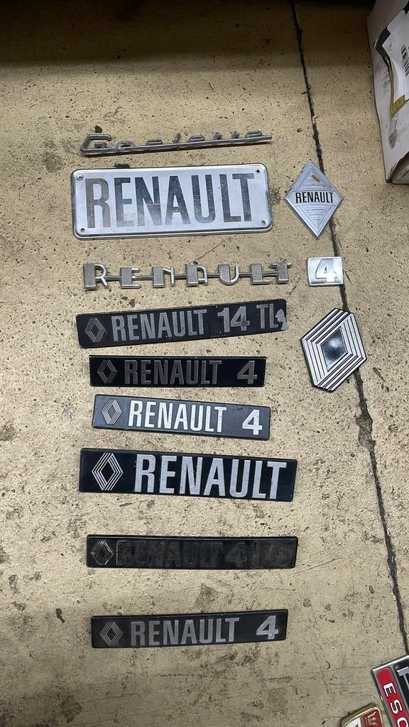 Diverse Renault emblemen, Ophalen of Verzenden, Renault
