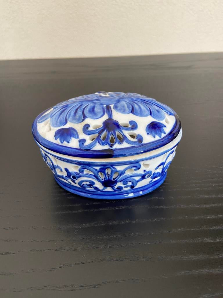 Delfts Blauw Handgeschilderd bewaarbakje met deksel, Antiek en Kunst, Ophalen of Verzenden