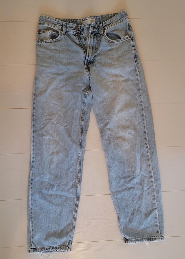 Bershka Wijde Spijkerbroek, Blauw, W32 (confectie 46) of kleiner, Ophalen of Verzenden, Bershka