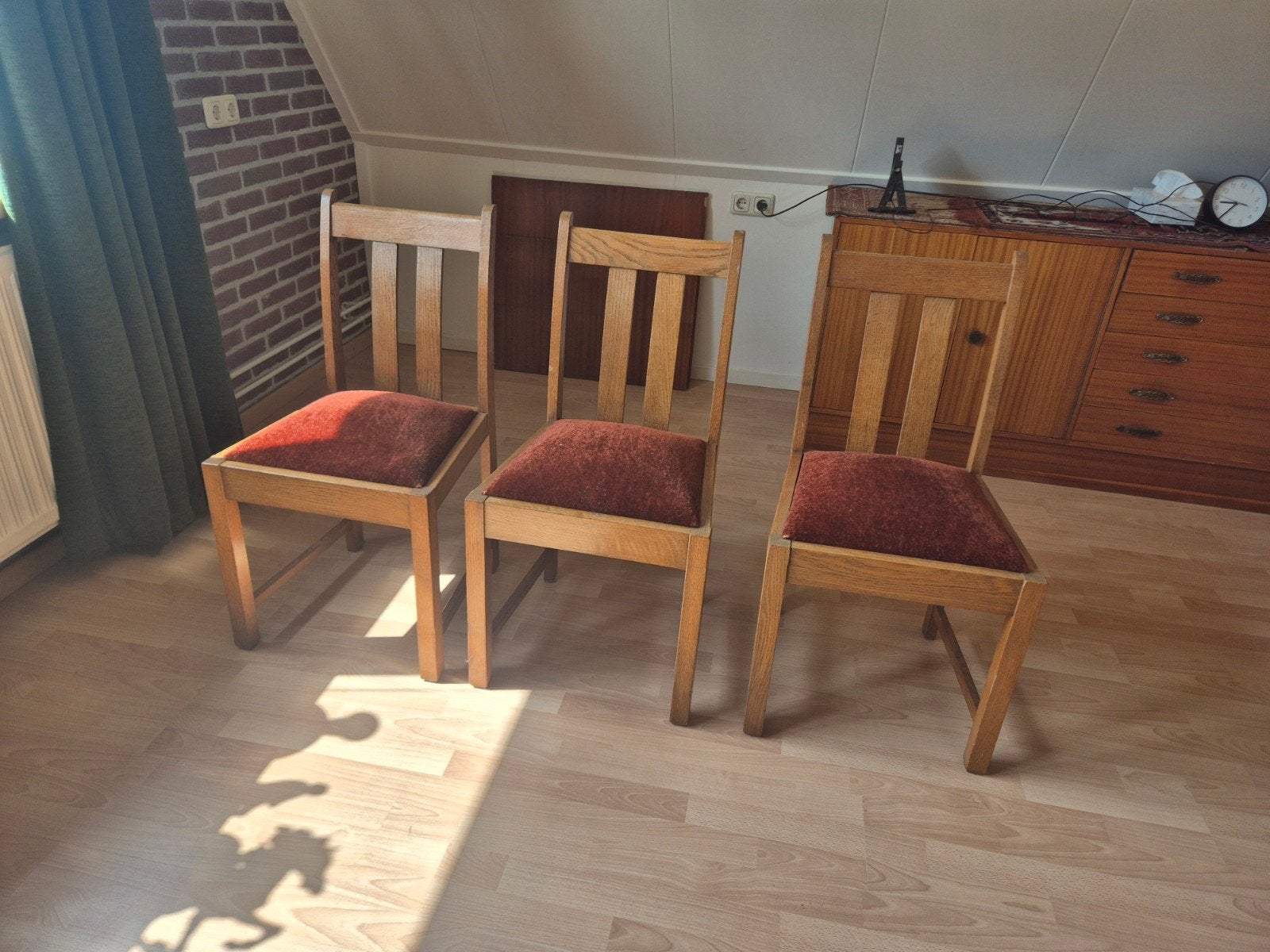 3 vintage stoelen, Ophalen, Gebruikt, Retro, Drie