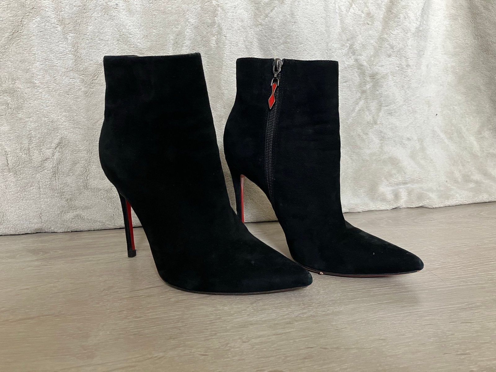Christian Louboutin Zwarte Suede So Kate Booty - Maat 38, Verzenden, Zwart, Lage of Enkellaarzen, Zo goed als nieuw