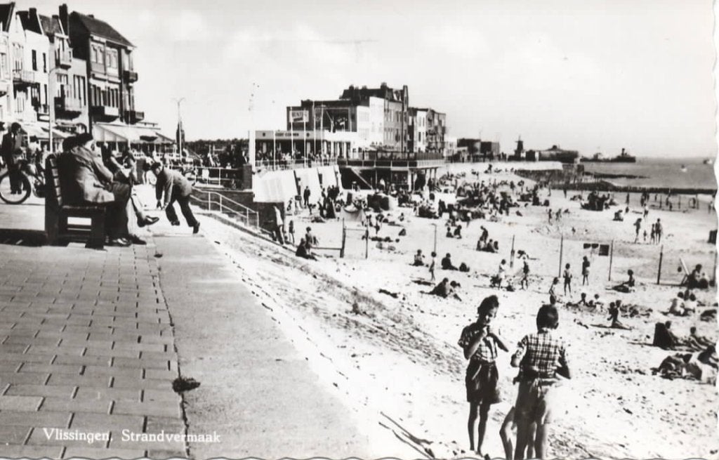Vlissingen Strandvermaak, Verzenden, 1960 tot 1980, Gelopen, Zeeland