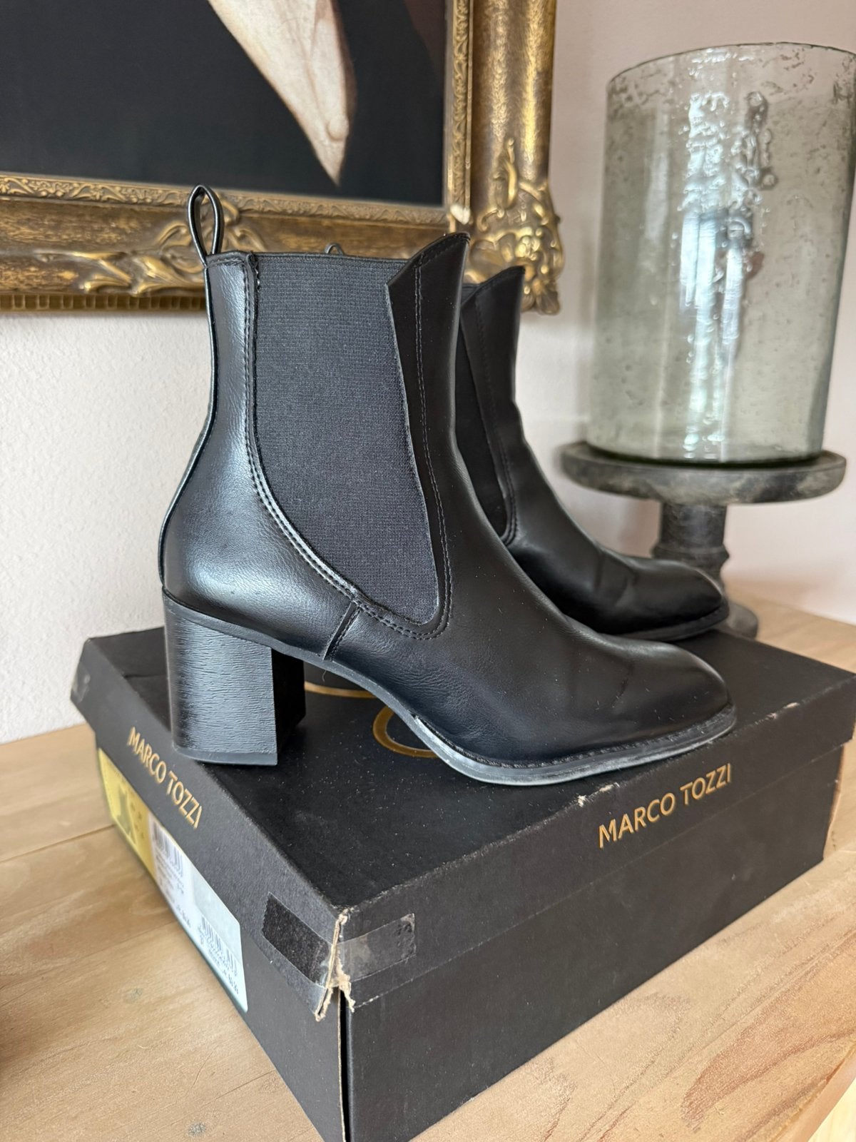 Nette Marco Tozzi enkellaarsjes in maat 37, Verzenden, Zwart, Lage of Enkellaarzen, Zo goed als nieuw