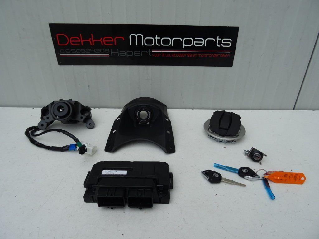 Complete Slotenset + ECU unit Kawasaki Z H2 SE 2021-2022 >, Motoren, Onderdelen | Kawasaki, Ophalen of Verzenden, -, -, -
