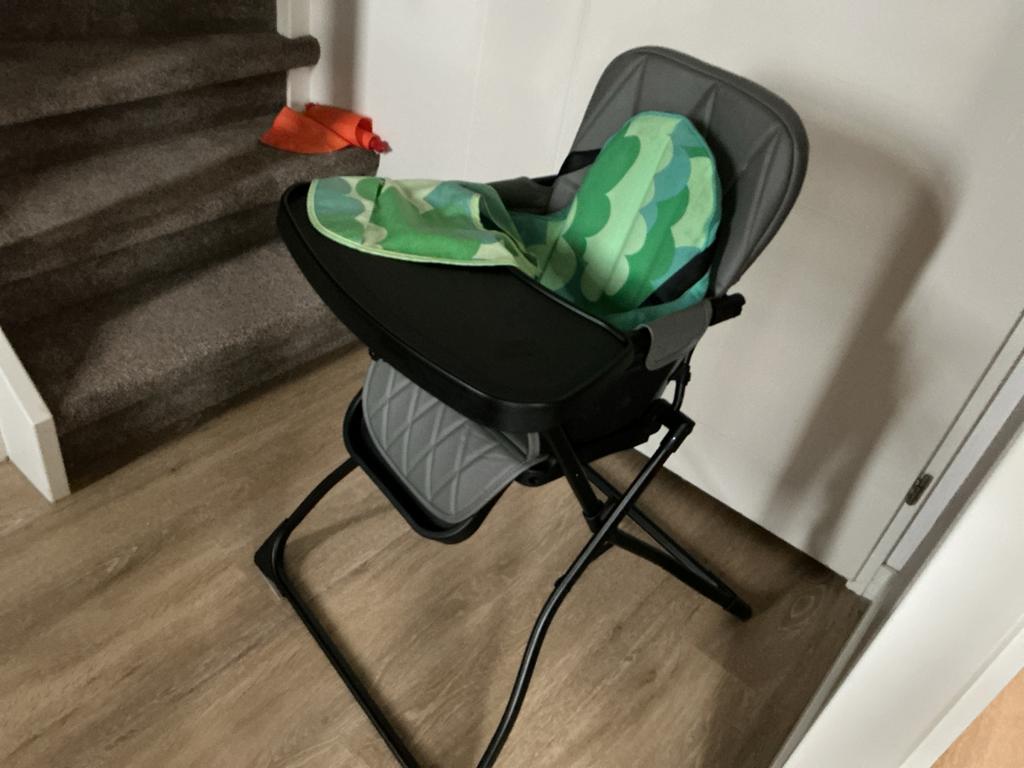 Handige inklapbare kinderstoel met eetblad, Ophalen of Verzenden, Gebruikt, Inklapstoel, Afneembaar eetblad