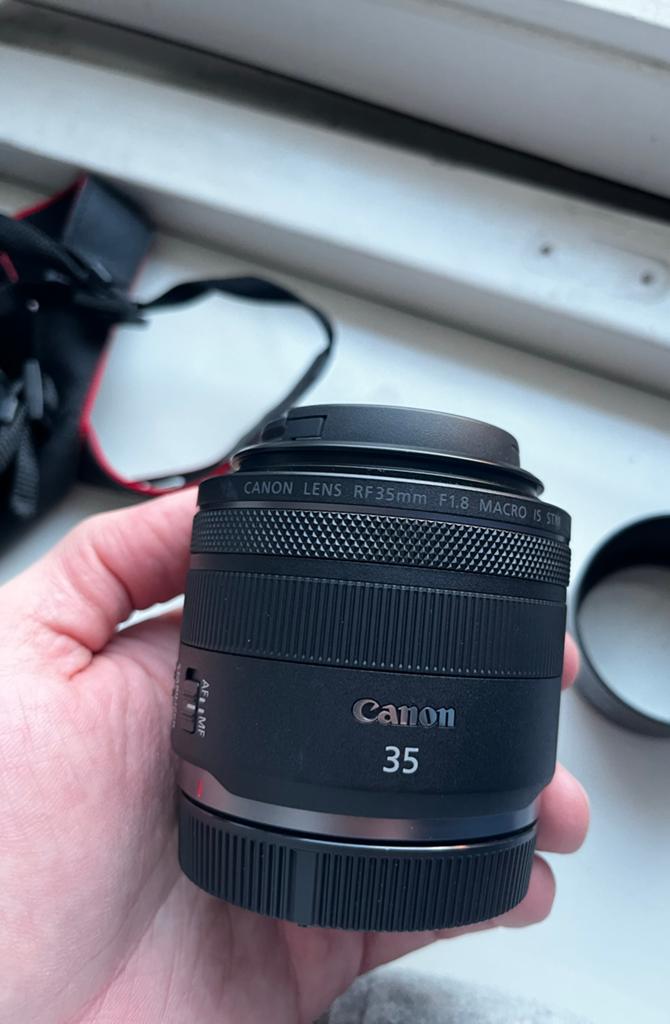 Canon RF 35mm F1.8 MACRO IS STM lens, Audio, Tv en Foto, Fotografie | Lenzen en Objectieven, Ophalen, Zo goed als nieuw, Macrolens