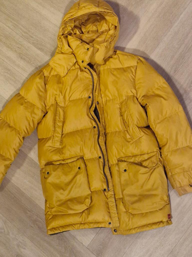 Hugo Boss Winterjas Maat L Geel - Zo goed als nieuw, Kleding | Heren, Jassen | Winter, Maat 52/54 (L), Geel, Ophalen of Verzenden