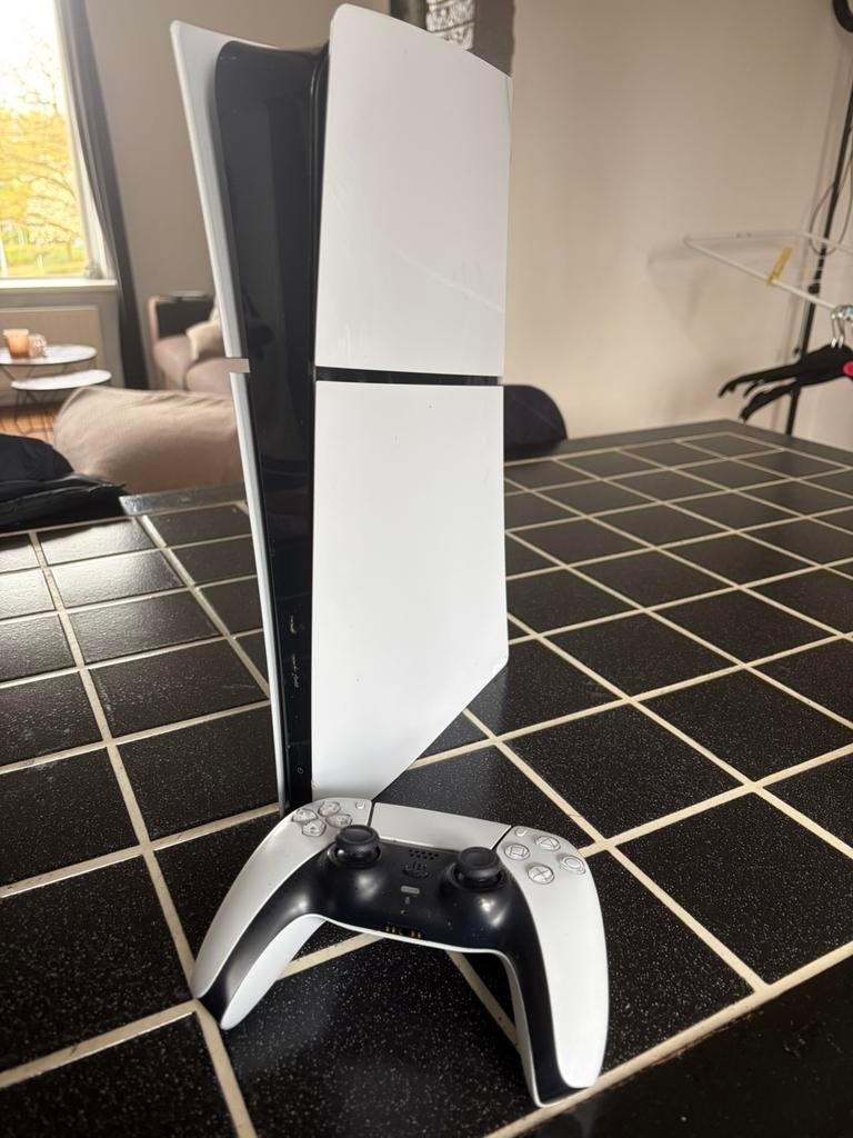 PlayStation 5 slim no disc, Spelcomputers en Games, Spelcomputers | Sony PlayStation 5, Ophalen of Verzenden, Zo goed als nieuw