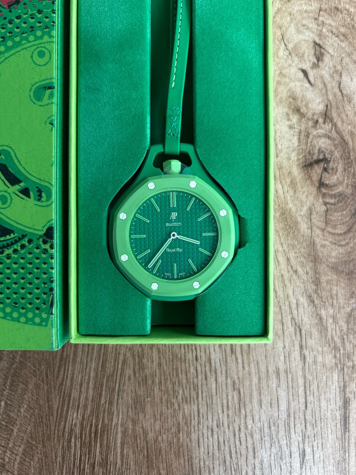 Swatch x Audemars Piguet Royal Pop Green Eight / Groen, Sieraden, Tassen en Uiterlijk, Ophalen, Swatch, Nieuw, Kunststof