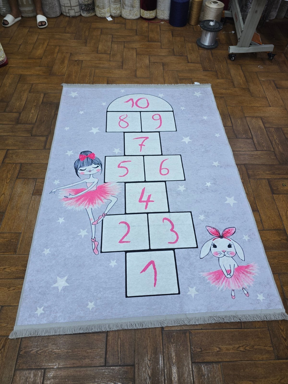 Vloerkleed Hinkelbaan met Ballerina en Konijn - Speelkleed, Kinderkamer, Speels, Ballerina, Konijn, 100 tot 150 cm, Ophalen of Verzenden