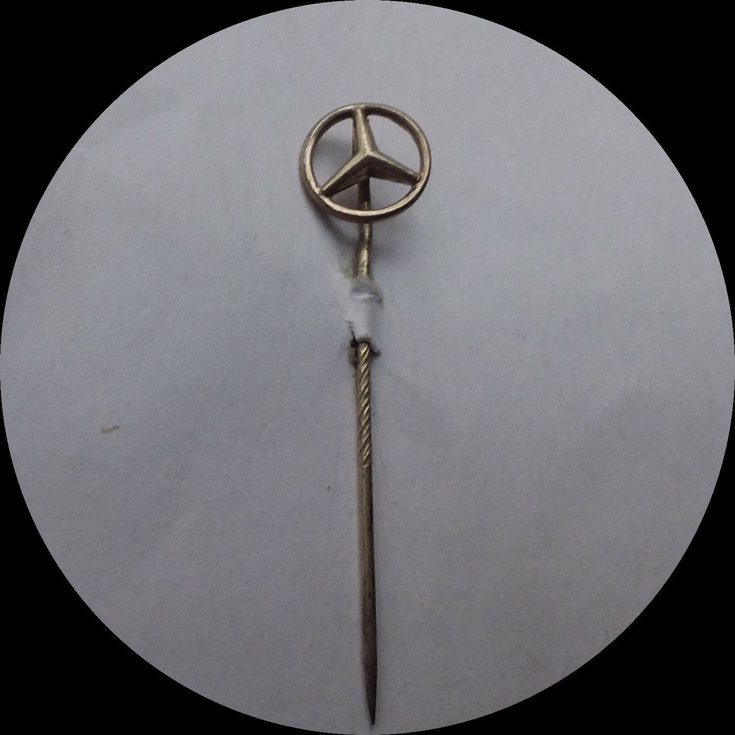 MERCEDES BENZ logo speldje, chroom open, Verzamelen, Speldjes, Pins en Buttons, Ophalen of Verzenden, Zo goed als nieuw, Transport