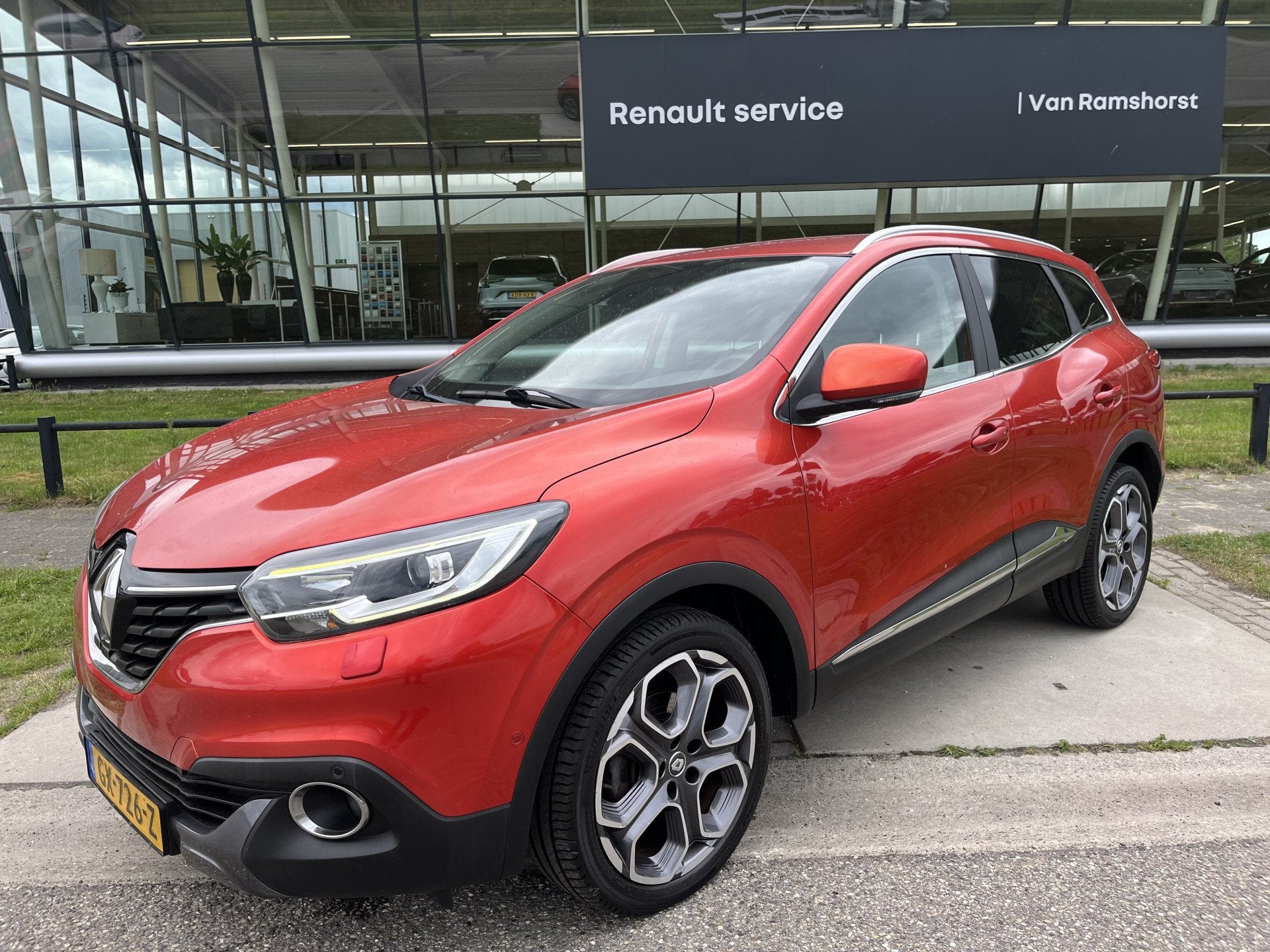 Renault Kadjar 1.2 TCe Intens 130PK / Trekhaak / Camera / Pa, Auto's, Voorwielaandrijving, Gebruikt, 4 cilinders, Origineel Nederlands