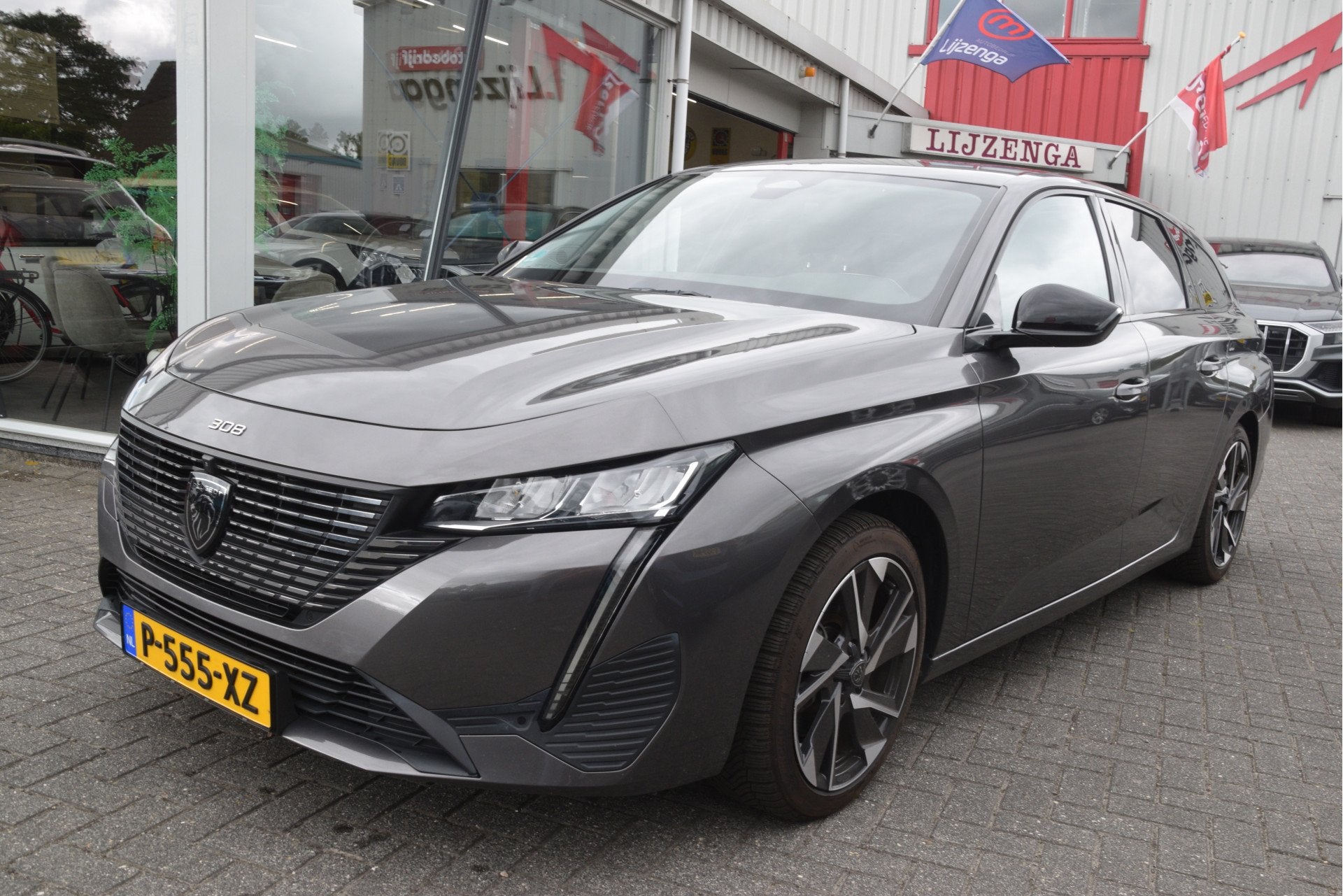 Peugeot 308 SW 1.5 BlueHDi Allure Pack Business Carplay | Le, Auto's, Dealer onderhouden, 730 kg, Gebruikt, 4 cilinders