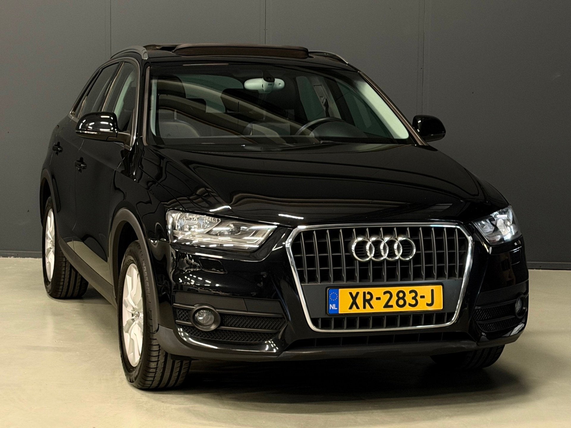 Audi Q3 1.4 TFSI Pro Line S PANORAMADAK/LEDER/NAVI/STOELVERW, 730 kg, 4 cilinders, Zwart, Leder
