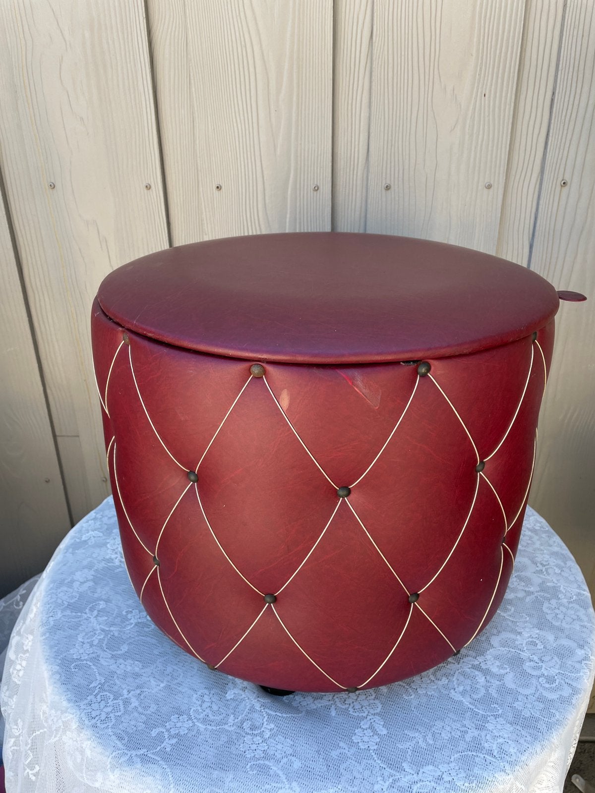 Vintage Jaren '60 Opbergpoef – Bordeauxrood Skai – Retro, Ophalen, Huis en Inrichting