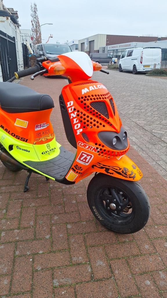 Piaggio zip sp 98 malossi, Fietsen en Brommers, Ophalen of Verzenden, Zo goed als nieuw, Benzine, Overige modellen
