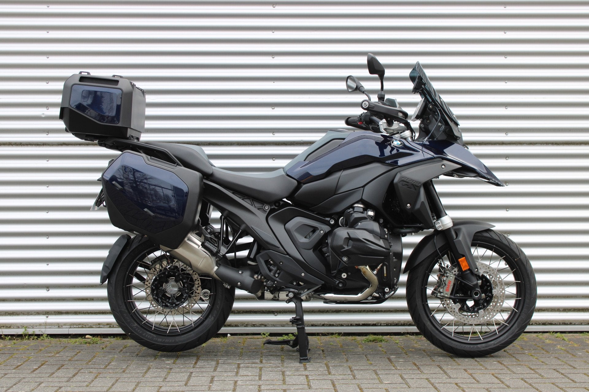 BMW R 1300 GS | Oostland Exclusive | Spaakwielen | |BMW Indi, Verkoop.motorrad@oostland-enschede.nl, Handvatverwarming, Spaansland 10
7543BG  ENSCHEDE, NL
