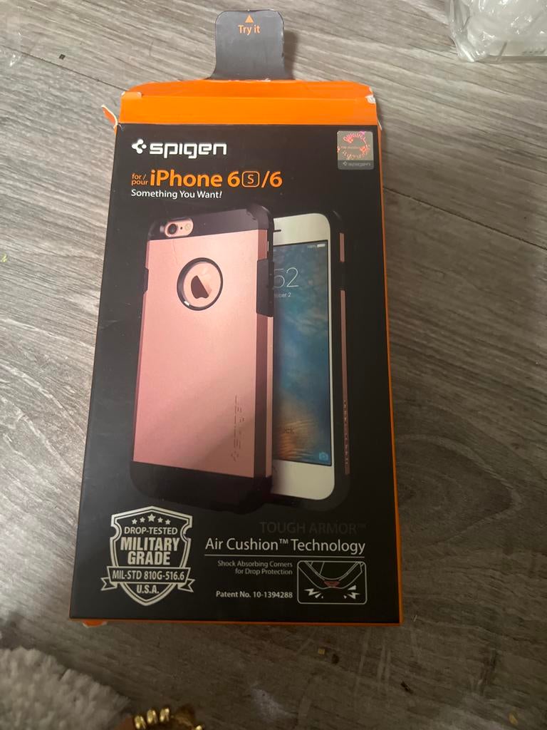 Spigen Tough Armor Hoesje iPhone 6/6S Roségoud, Ophalen of Verzenden, Zo goed als nieuw