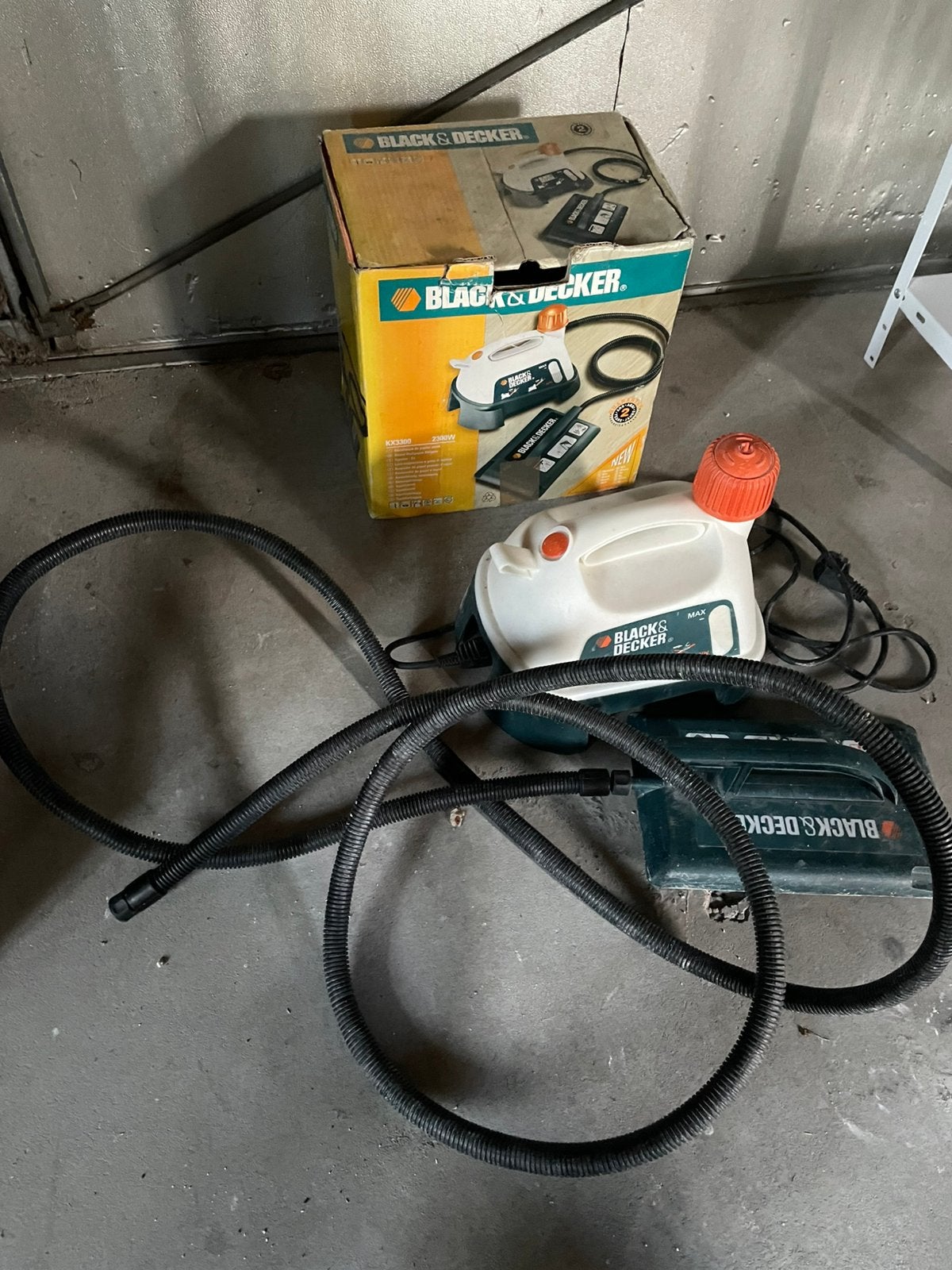 Behangafstomer Black&Decker voor onderdelen / Gratis, Ophalen, Gebruikt