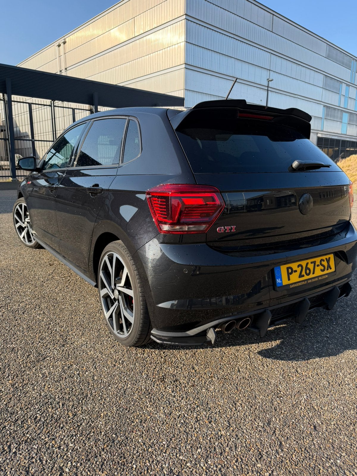 Volkswagen Polo 2.0 TSI 200pk 6-DSG 2020 Zwart, Auto's, Volkswagen, Polo, Achteruitrijcamera, Adaptive Cruise Control, Airbags