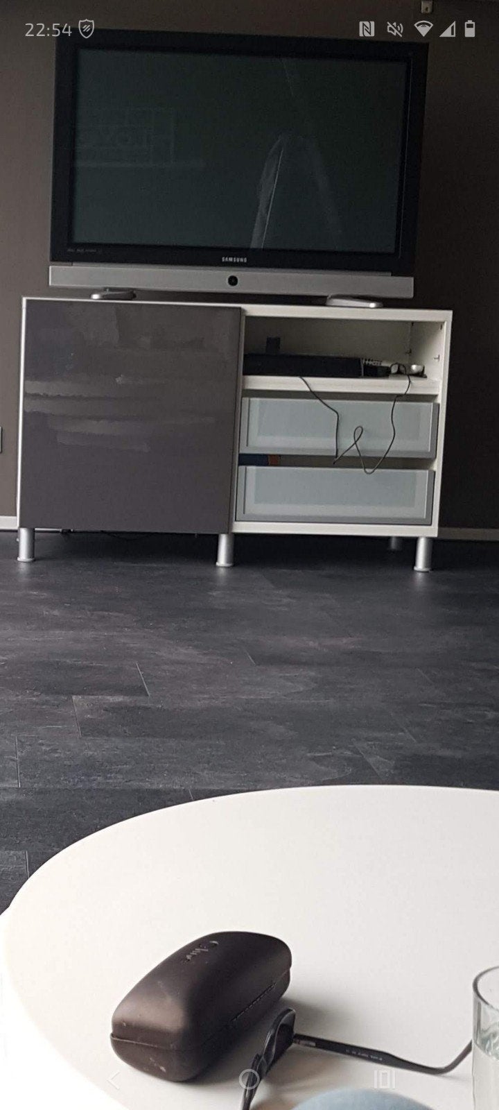 Ikea tv-kastje met gebruikerssporen, Ophalen, Gebruikt, 100 tot 150 cm, Minder dan 100 cm