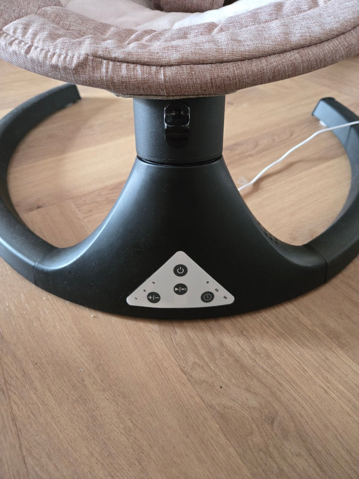 Novi baby elektrisch schommelstoel met afstandsbediening, Ophalen, Zo goed als nieuw